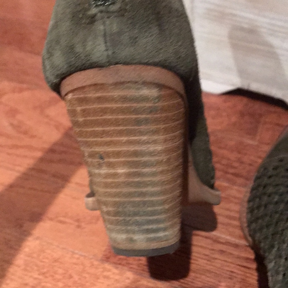 Jeffrey Campbell Oakwood Suede Bootie - Picture 11 of 15